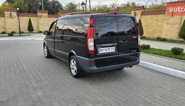 Черный Мерседес Вито, объемом двигателя 2.14 л и пробегом 348 тыс. км за 18000 $, фото 29 на Automoto.ua