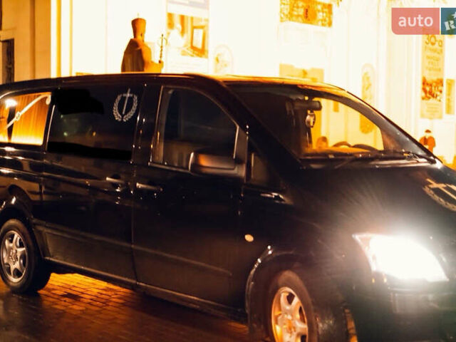 Черный Мерседес Вито, объемом двигателя 2.2 л и пробегом 320 тыс. км за 27600 $, фото 5 на Automoto.ua