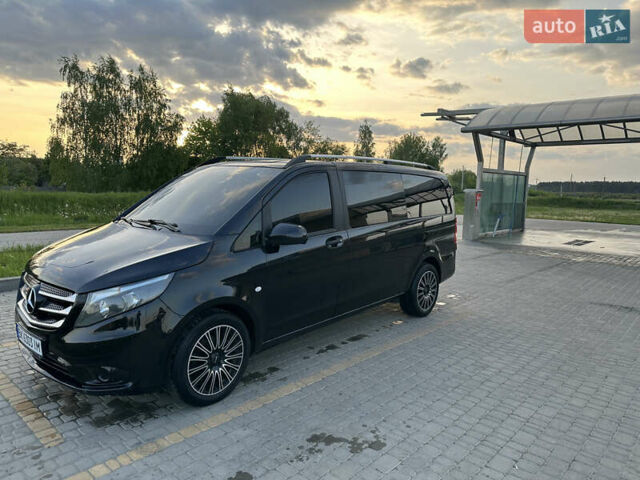 Черный Мерседес Вито, объемом двигателя 1.6 л и пробегом 268 тыс. км за 18999 $, фото 13 на Automoto.ua
