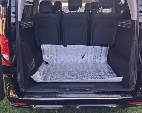 Черный Мерседес Вито, объемом двигателя 2.14 л и пробегом 211 тыс. км за 27000 $, фото 15 на Automoto.ua