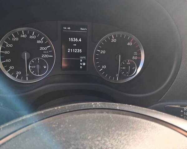 Черный Мерседес Вито, объемом двигателя 2.14 л и пробегом 211 тыс. км за 27000 $, фото 13 на Automoto.ua