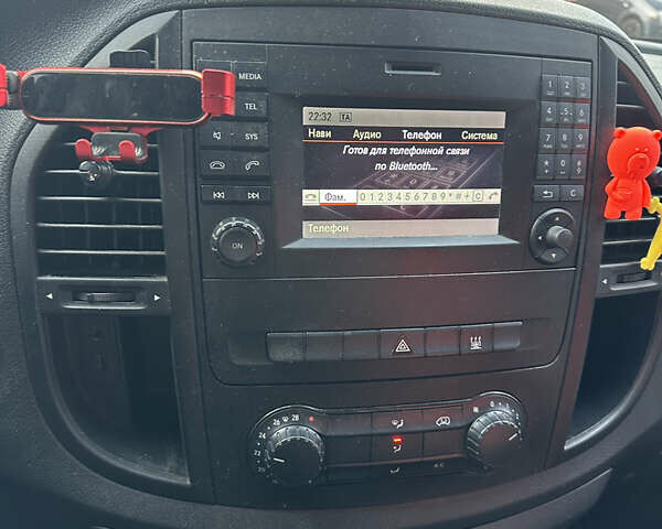 Черный Мерседес Вито, объемом двигателя 1.6 л и пробегом 268 тыс. км за 18999 $, фото 30 на Automoto.ua