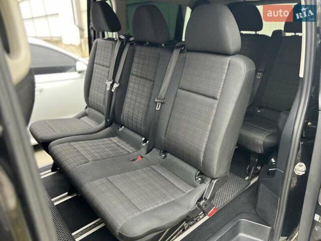 Черный Мерседес Вито, объемом двигателя 2.14 л и пробегом 280 тыс. км за 20499 $, фото 21 на Automoto.ua