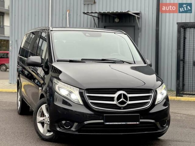 Черный Мерседес Вито, объемом двигателя 2.14 л и пробегом 280 тыс. км за 20499 $, фото 3 на Automoto.ua