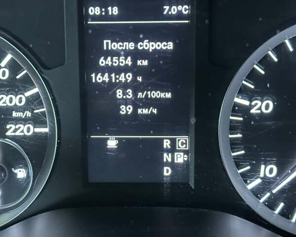 Черный Мерседес Вито, объемом двигателя 2.14 л и пробегом 283 тыс. км за 28500 $, фото 12 на Automoto.ua