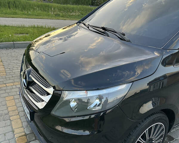 Черный Мерседес Вито, объемом двигателя 1.6 л и пробегом 268 тыс. км за 18999 $, фото 9 на Automoto.ua