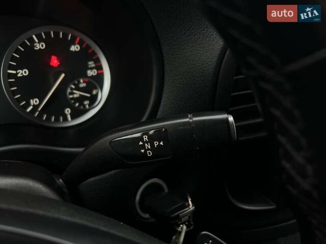 Черный Мерседес Вито, объемом двигателя 2.14 л и пробегом 280 тыс. км за 20499 $, фото 16 на Automoto.ua