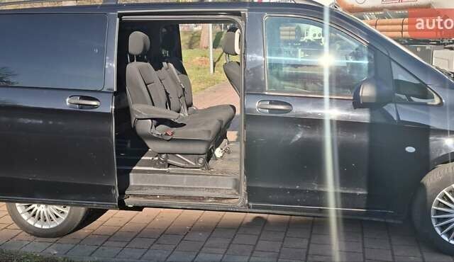 Чорний Мерседес Віто, об'ємом двигуна 2.2 л та пробігом 380 тис. км за 18000 $, фото 1 на Automoto.ua