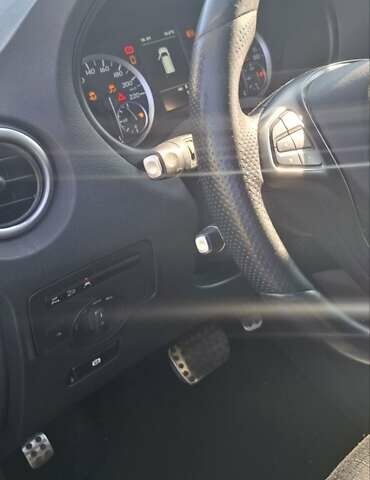 Чорний Мерседес Віто, об'ємом двигуна 2.2 л та пробігом 380 тис. км за 18000 $, фото 5 на Automoto.ua