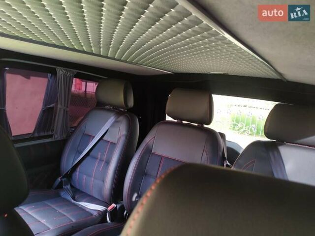 Черный Мерседес Вито, объемом двигателя 2.14 л и пробегом 296 тыс. км за 18700 $, фото 8 на Automoto.ua