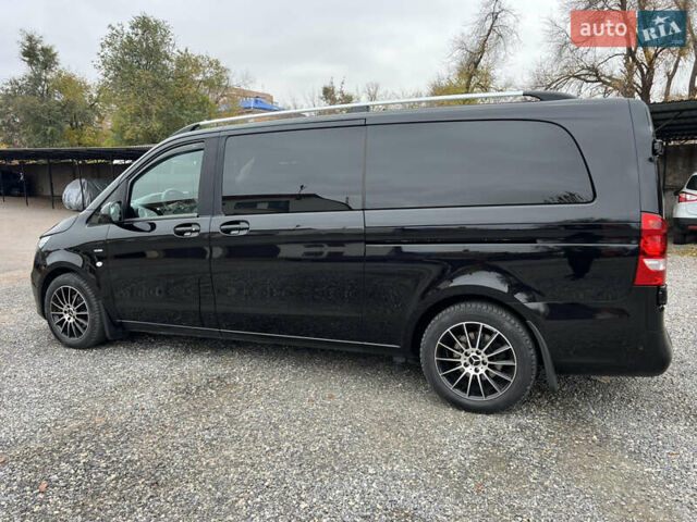 Черный Мерседес Вито, объемом двигателя 2.14 л и пробегом 288 тыс. км за 28500 $, фото 9 на Automoto.ua
