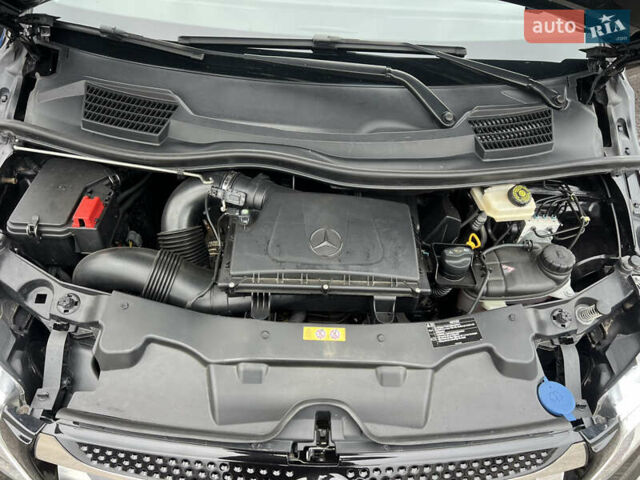 Черный Мерседес Вито, объемом двигателя 2.14 л и пробегом 288 тыс. км за 28500 $, фото 16 на Automoto.ua