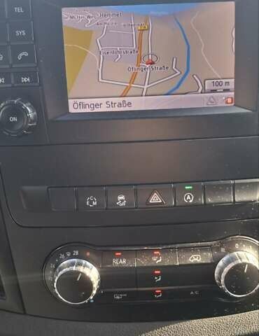 Чорний Мерседес Віто, об'ємом двигуна 2.2 л та пробігом 380 тис. км за 18000 $, фото 6 на Automoto.ua