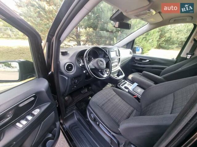 Чорний Мерседес Віто, об'ємом двигуна 2.15 л та пробігом 272 тис. км за 29500 $, фото 1 на Automoto.ua