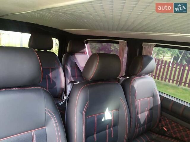 Черный Мерседес Вито, объемом двигателя 2.14 л и пробегом 296 тыс. км за 18700 $, фото 9 на Automoto.ua
