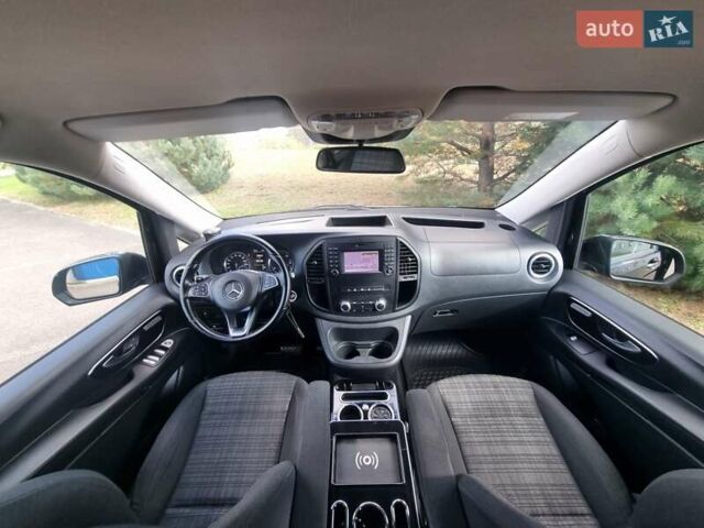 Чорний Мерседес Віто, об'ємом двигуна 2.15 л та пробігом 272 тис. км за 29500 $, фото 3 на Automoto.ua