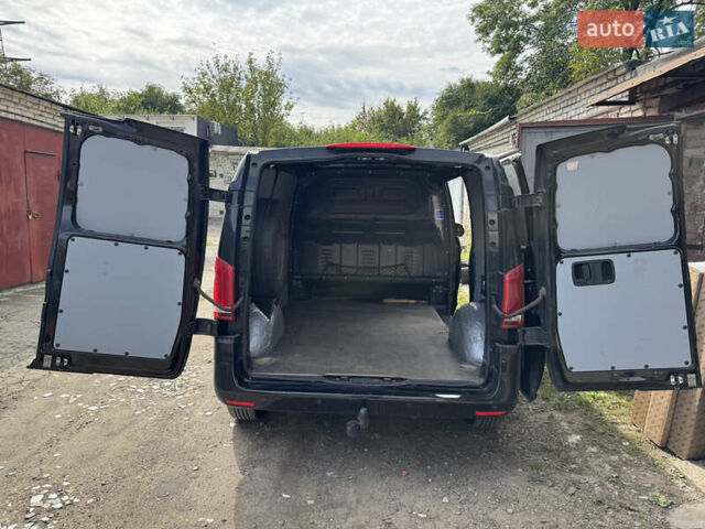 Мерседес Вито 2016 в Львове на Automoto.ua Черный Мерседес Вито, объемом двигателя 2.2 л и пробегом 185 тыс. км за 20900 $, фото 16 на Automoto.ua