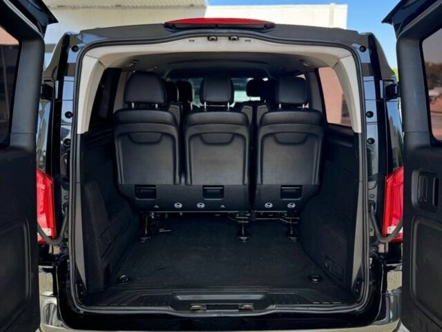 Мерседес Вито 2016 в Шостке на Automoto.ua Черный Мерседес Вито, объемом двигателя 2.1 л и пробегом 460 тыс. км за 28500 $, фото 5 на Automoto.ua