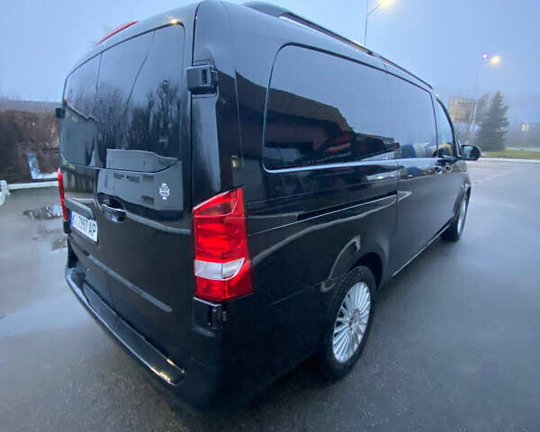 Черный Мерседес Вито, объемом двигателя 2.14 л и пробегом 253 тыс. км за 32000 $, фото 4 на Automoto.ua