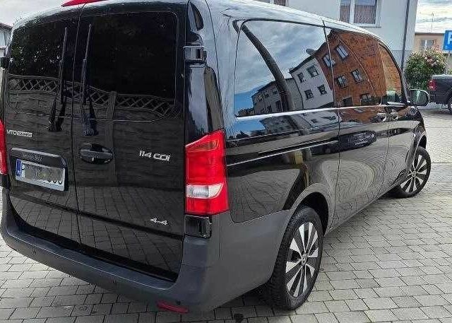 Чорний Мерседес Віто, об'ємом двигуна 2.2 л та пробігом 103 тис. км за 15400 $, фото 4 на Automoto.ua