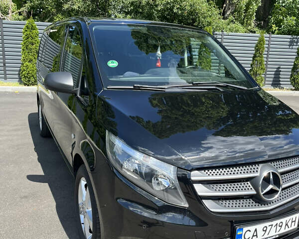 Чорний Мерседес Віто, об'ємом двигуна 2.14 л та пробігом 430 тис. км за 25000 $, фото 1 на Automoto.ua