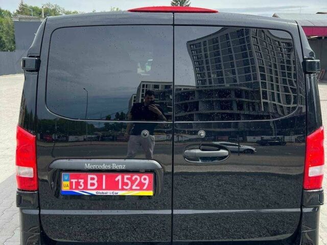 Черный Мерседес Вито, объемом двигателя 2 л и пробегом 136 тыс. км за 17200 $, фото 5 на Automoto.ua