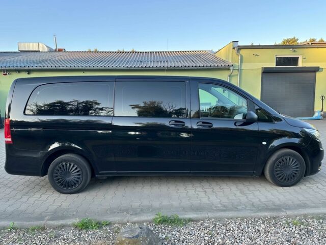 Черный Мерседес Вито, объемом двигателя 2 л и пробегом 48 тыс. км за 13900 $, фото 5 на Automoto.ua