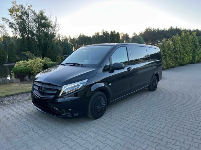 Черный Мерседес Вито, объемом двигателя 2 л и пробегом 48 тыс. км за 13900 $, фото 1 на Automoto.ua