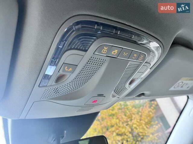 Мерседес Віто 2019 у Івано-Франківську на Automoto.ua Чорний Мерседес Віто, об'ємом двигуна 2 л та пробігом 200 тис. км за 32500 $, фото 35 на Automoto.ua