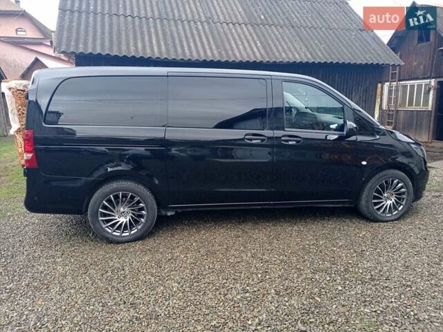 Черный Мерседес Вито, объемом двигателя 2.2 л и пробегом 160 тыс. км за 32000 $, фото 9 на Automoto.ua
