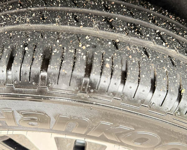 Черный Мерседес Вито, объемом двигателя 2.2 л и пробегом 250 тыс. км за 28000 $, фото 42 на Automoto.ua