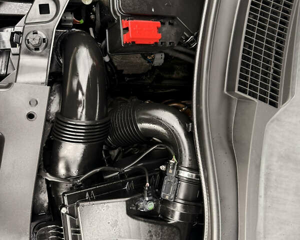 Черный Мерседес Вито, объемом двигателя 2.2 л и пробегом 250 тыс. км за 28000 $, фото 44 на Automoto.ua