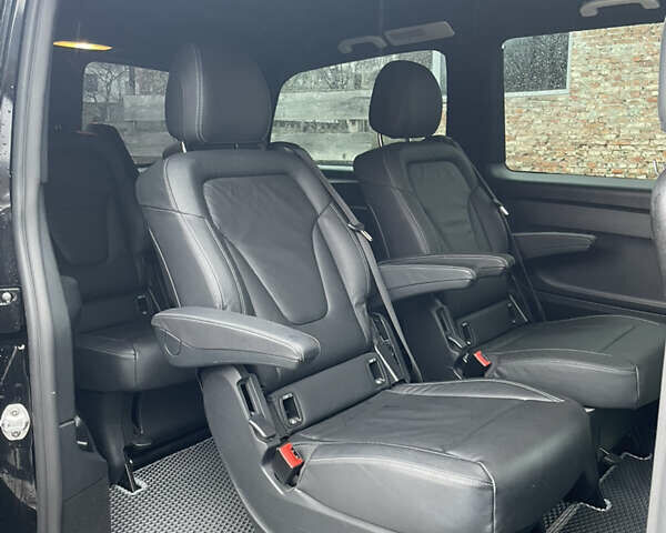 Черный Мерседес Вито, объемом двигателя 1.95 л и пробегом 191 тыс. км за 35999 $, фото 7 на Automoto.ua