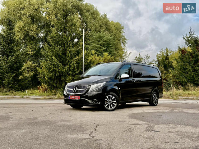 Черный Мерседес Вито, объемом двигателя 2.2 л и пробегом 250 тыс. км за 28000 $, фото 63 на Automoto.ua