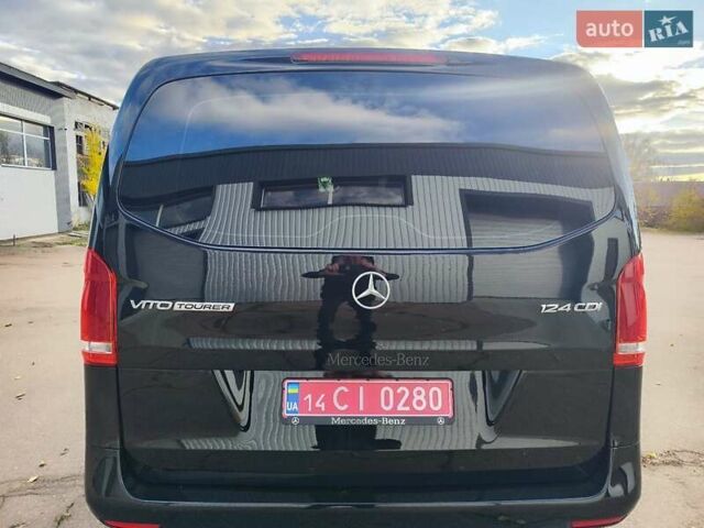 Черный Мерседес Вито, объемом двигателя 2 л и пробегом 244 тыс. км за 38450 $, фото 19 на Automoto.ua