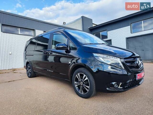 Черный Мерседес Вито, объемом двигателя 2 л и пробегом 244 тыс. км за 38450 $, фото 11 на Automoto.ua