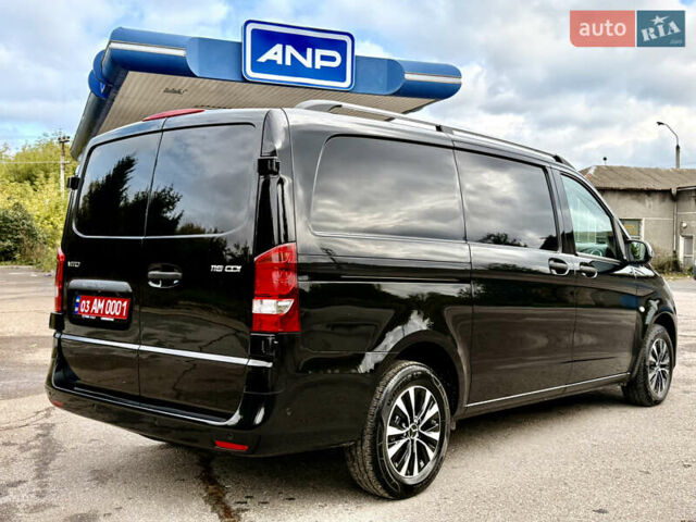 Черный Мерседес Вито, объемом двигателя 2.2 л и пробегом 250 тыс. км за 28000 $, фото 7 на Automoto.ua