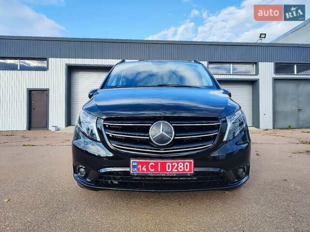 Черный Мерседес Вито, объемом двигателя 2 л и пробегом 244 тыс. км за 38450 $, фото 7 на Automoto.ua