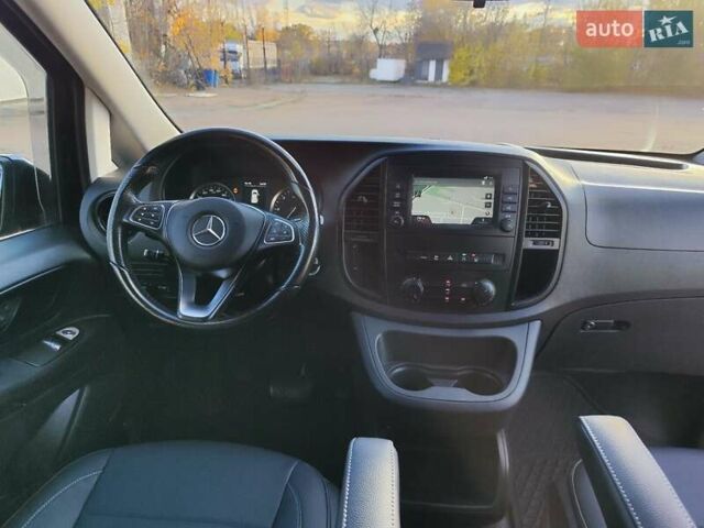 Черный Мерседес Вито, объемом двигателя 2 л и пробегом 244 тыс. км за 38450 $, фото 71 на Automoto.ua
