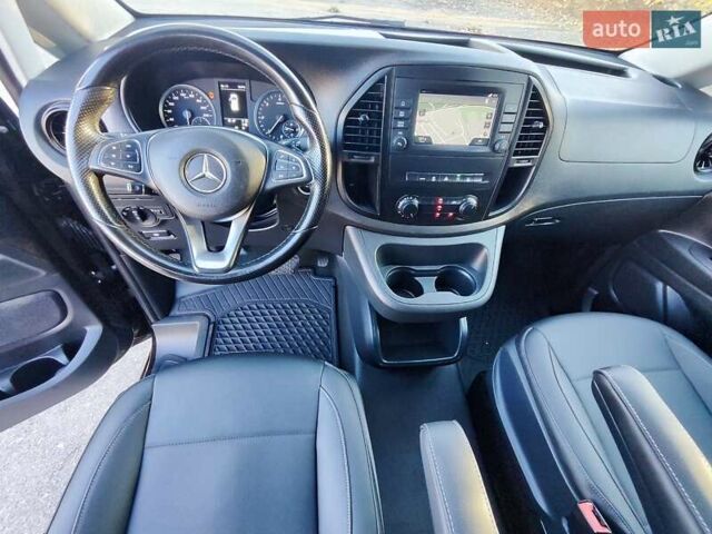 Черный Мерседес Вито, объемом двигателя 2 л и пробегом 244 тыс. км за 38450 $, фото 68 на Automoto.ua