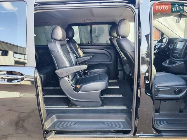 Черный Мерседес Вито, объемом двигателя 2 л и пробегом 244 тыс. км за 38450 $, фото 42 на Automoto.ua