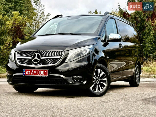 Черный Мерседес Вито, объемом двигателя 2.2 л и пробегом 250 тыс. км за 28000 $, фото 2 на Automoto.ua