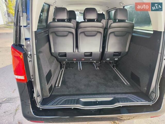 Черный Мерседес Вито, объемом двигателя 2 л и пробегом 244 тыс. км за 38450 $, фото 61 на Automoto.ua