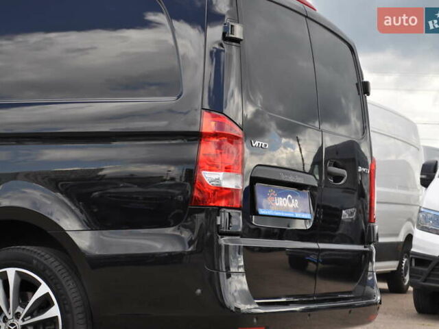 Чорний Мерседес Віто, об'ємом двигуна 1.95 л та пробігом 250 тис. км за 27800 $, фото 9 на Automoto.ua