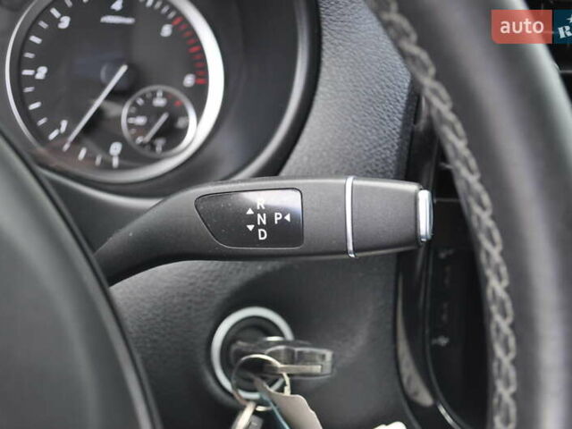 Чорний Мерседес Віто, об'ємом двигуна 1.95 л та пробігом 250 тис. км за 27800 $, фото 40 на Automoto.ua