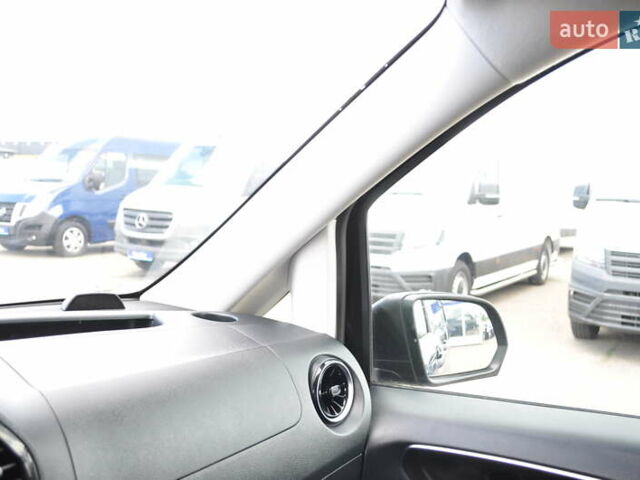 Чорний Мерседес Віто, об'ємом двигуна 1.95 л та пробігом 250 тис. км за 27800 $, фото 47 на Automoto.ua