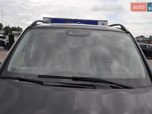 Чорний Мерседес Віто, об'ємом двигуна 1.95 л та пробігом 250 тис. км за 27800 $, фото 16 на Automoto.ua