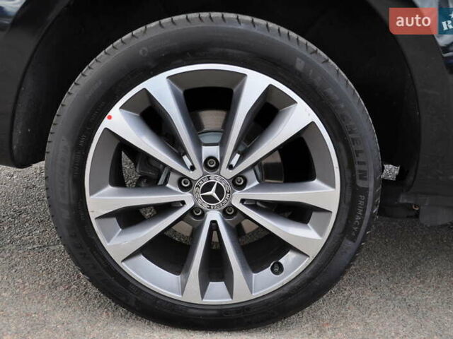 Чорний Мерседес Віто, об'ємом двигуна 1.95 л та пробігом 250 тис. км за 27800 $, фото 20 на Automoto.ua