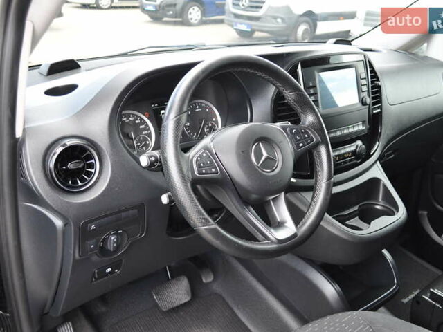 Чорний Мерседес Віто, об'ємом двигуна 1.95 л та пробігом 250 тис. км за 27800 $, фото 36 на Automoto.ua