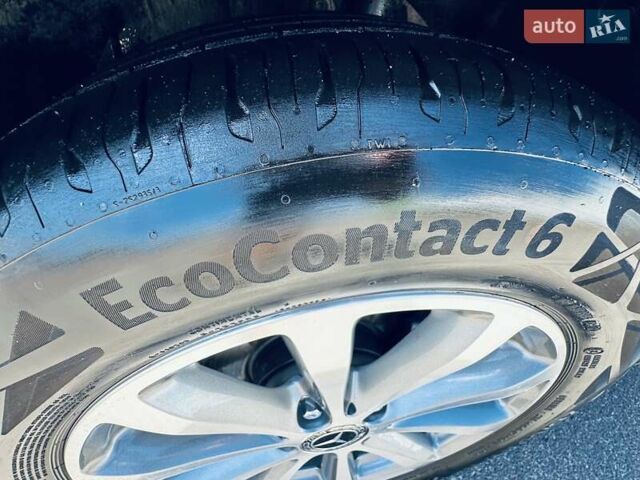 Чорний Мерседес Віто, об'ємом двигуна 1.95 л та пробігом 137 тис. км за 39800 $, фото 9 на Automoto.ua